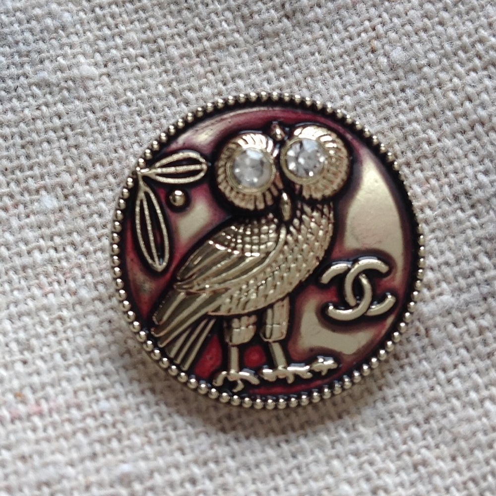 Rare Owl Chanel Buttons (2)